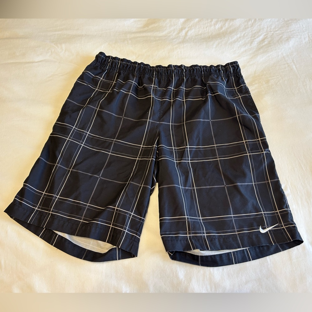 NIKE Men's BLACK/WHITE Plaid UNLINED 3-Pocket SWIM TRUNKS Board Shorts